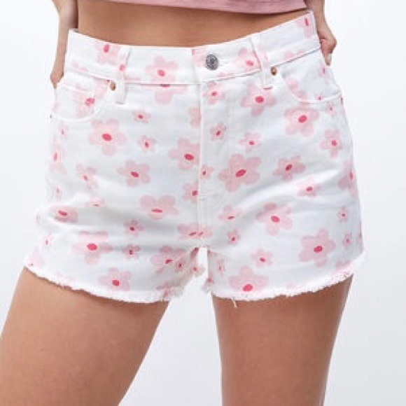 Pacsun Pink Flower Vintage High Waisted Denim Shorts US size 24 - Picture 5 of 5